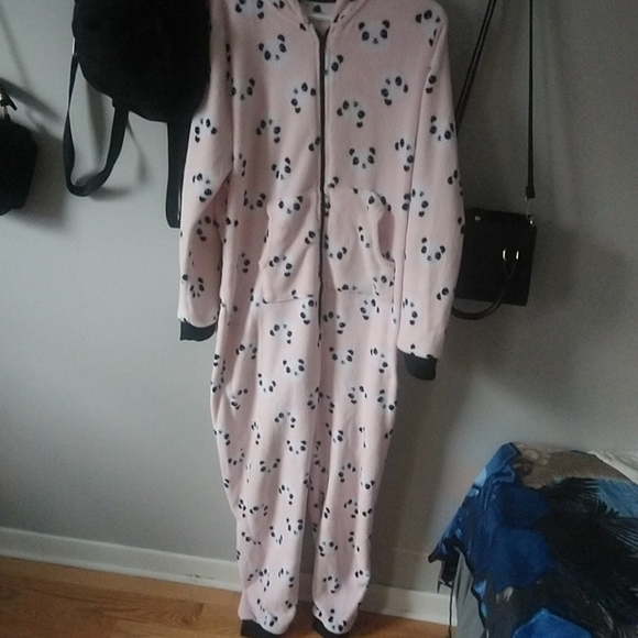 onsie - Picture 2 of 2